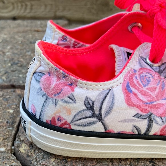 Converse Chuck Taylor All Star Pretty Strong girls low sneakers. Size 3. Used - Picture 4 of 11